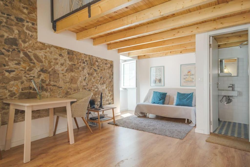 Classic Lisbon Homes: Bright & Central In Belem Exterior foto