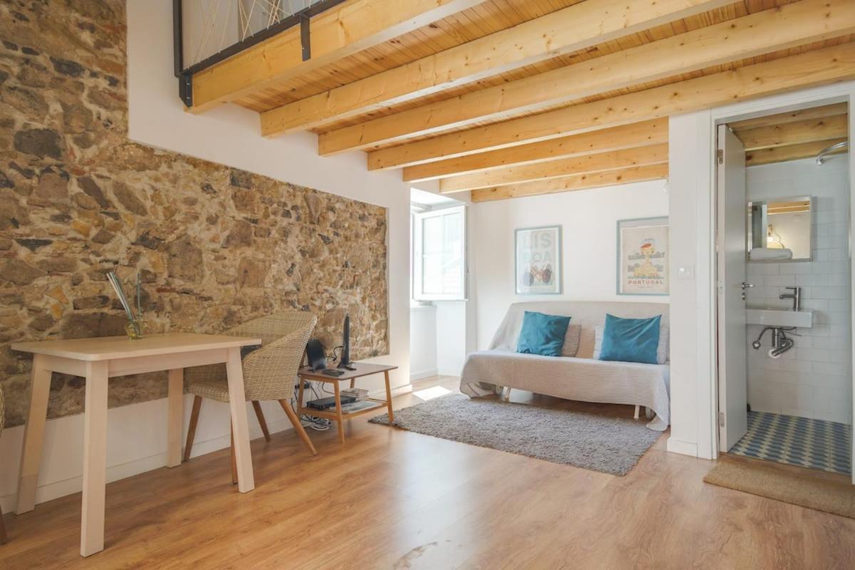 Classic Lisbon Homes: Bright & Central In Belem Exterior foto